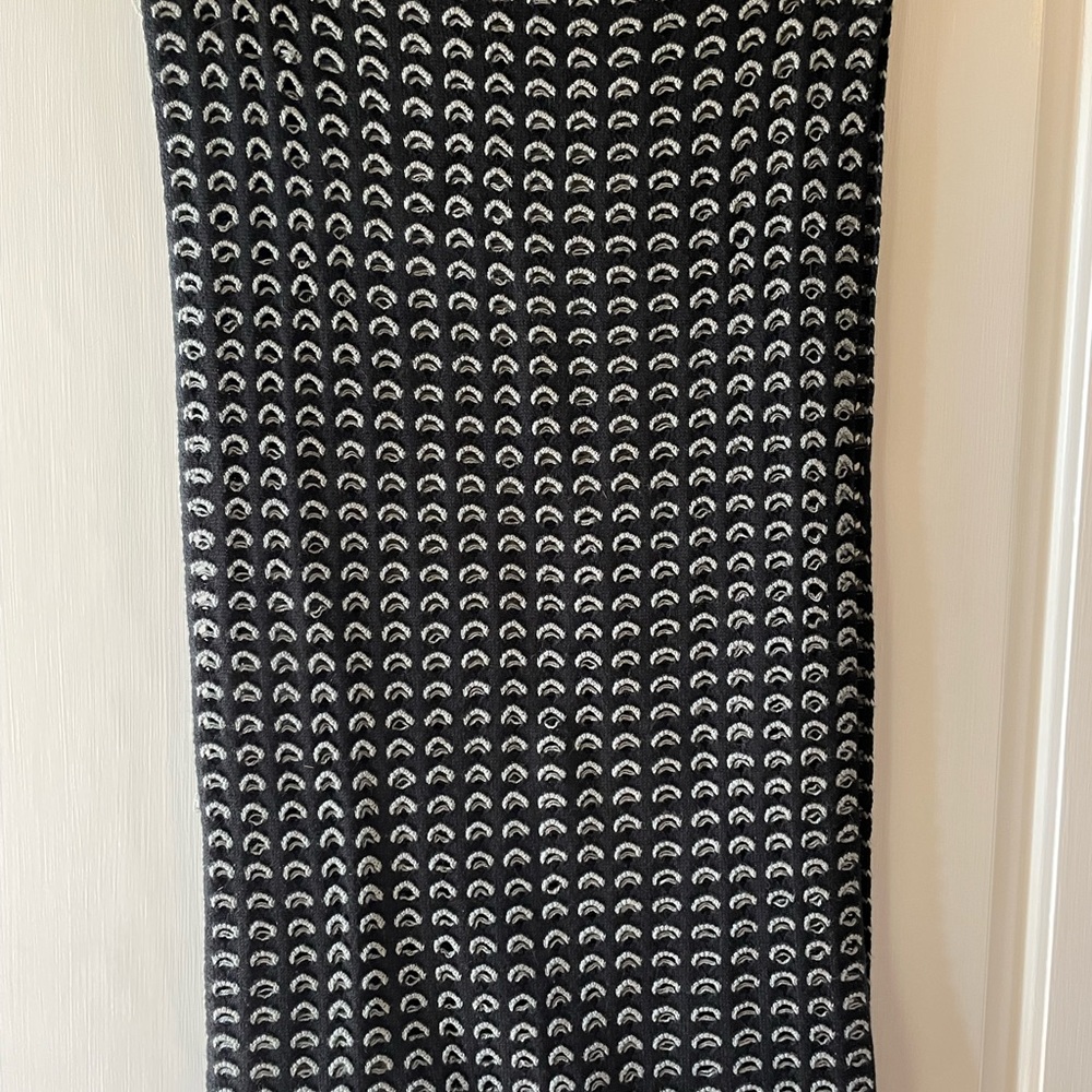 EUC Knit Infinity Scarf in Black with Gray Details